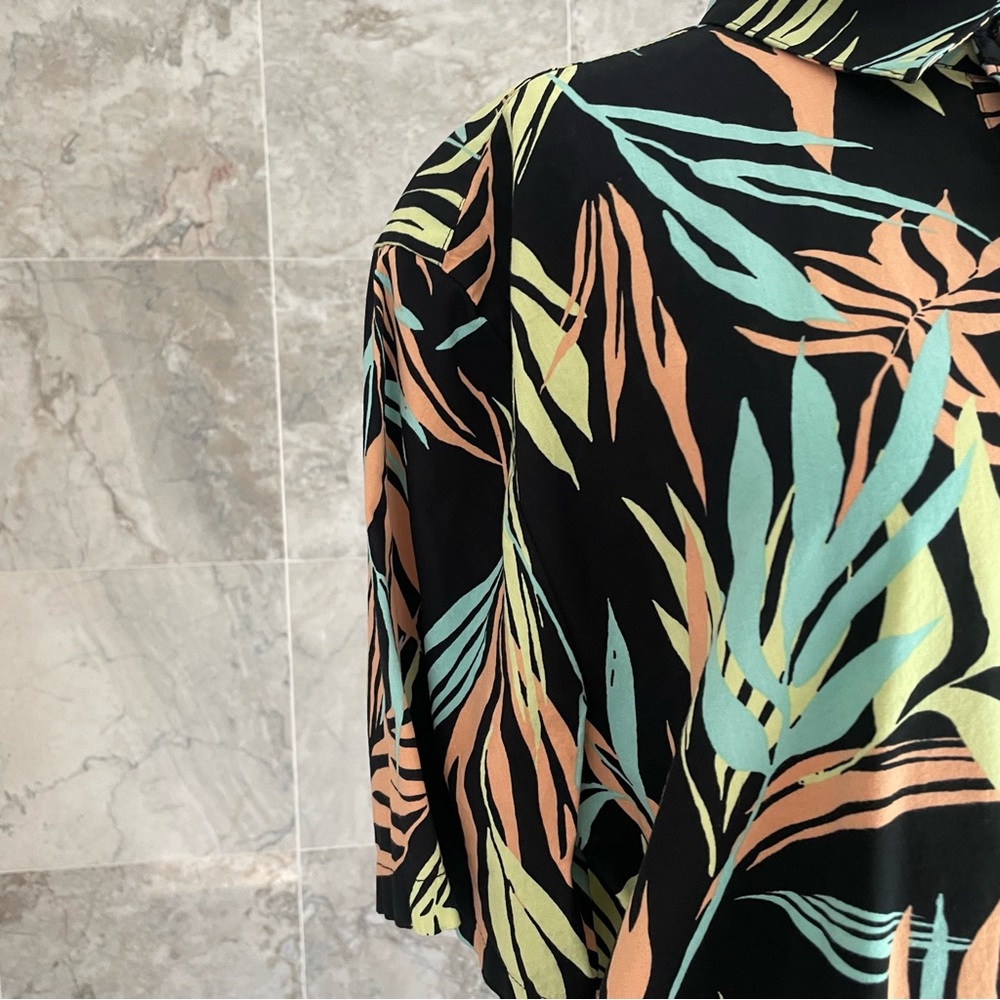 Volcom Bleeding Leaf Button Up Shirt - Picture 4 of 8